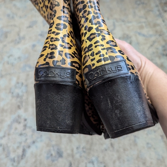 Corky's Rubber Boots - Picture 5 of 8